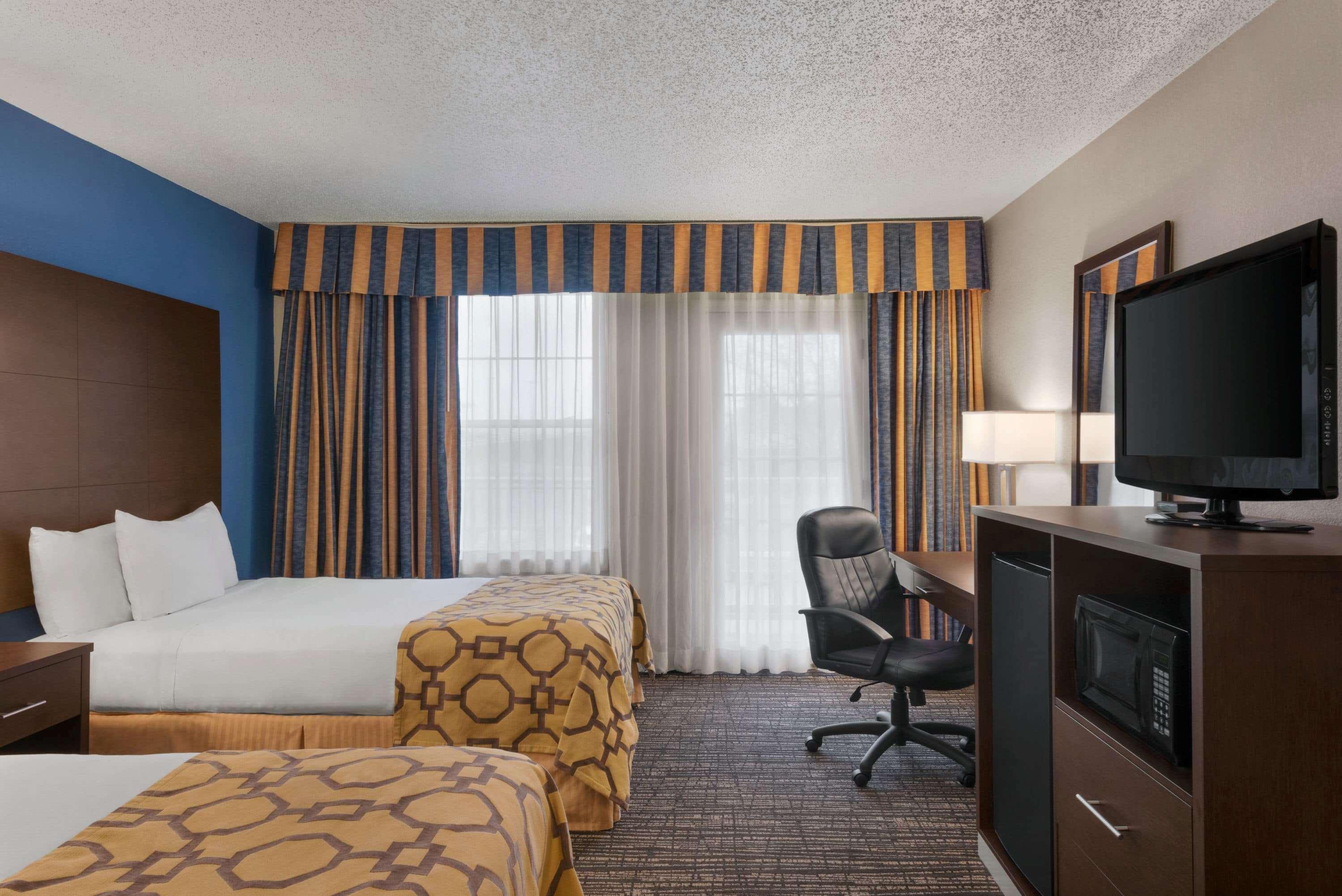 Hotel Baymont By Wyndham Washington Esterno foto
