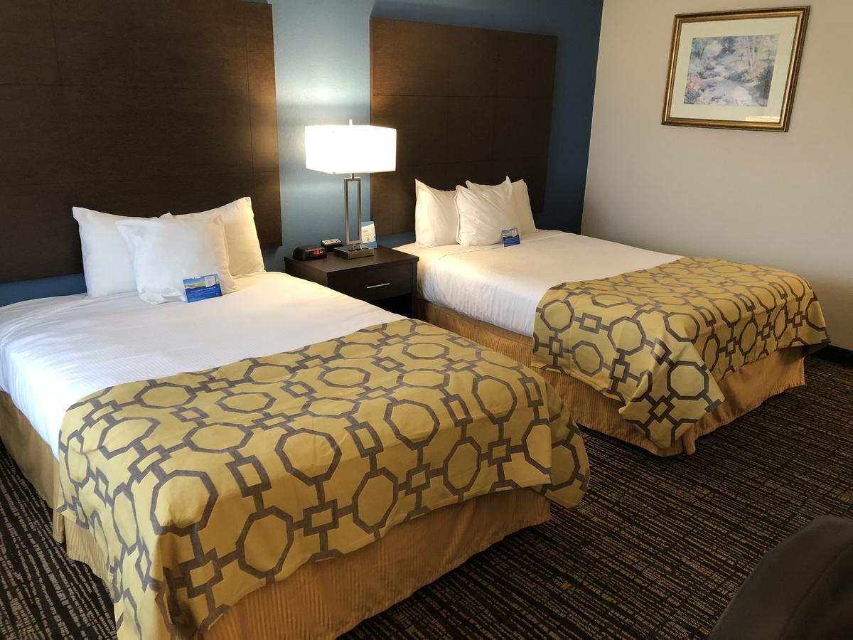 Hotel Baymont By Wyndham Washington Esterno foto